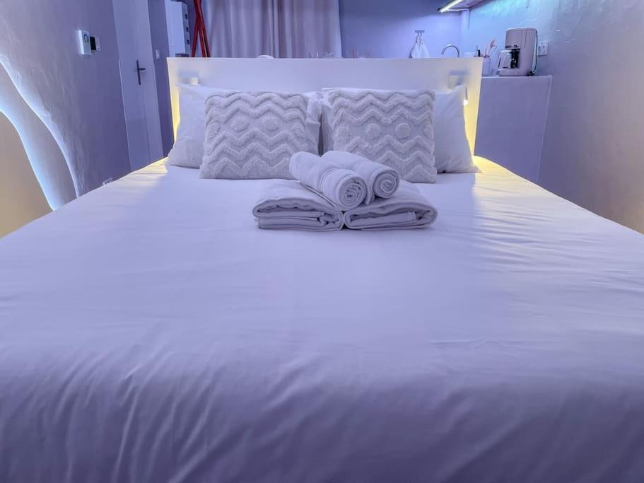A La Folie - Loft & Spa Montrevault Extérieur photo